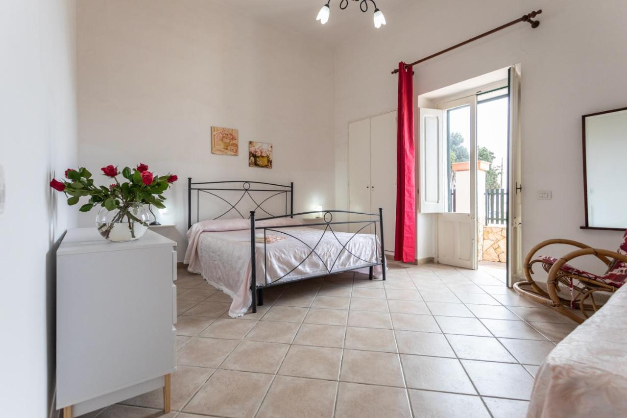 Villetta Bianca Sulla Spiaggia - Apulia Home Gallipoli Extérieur photo
